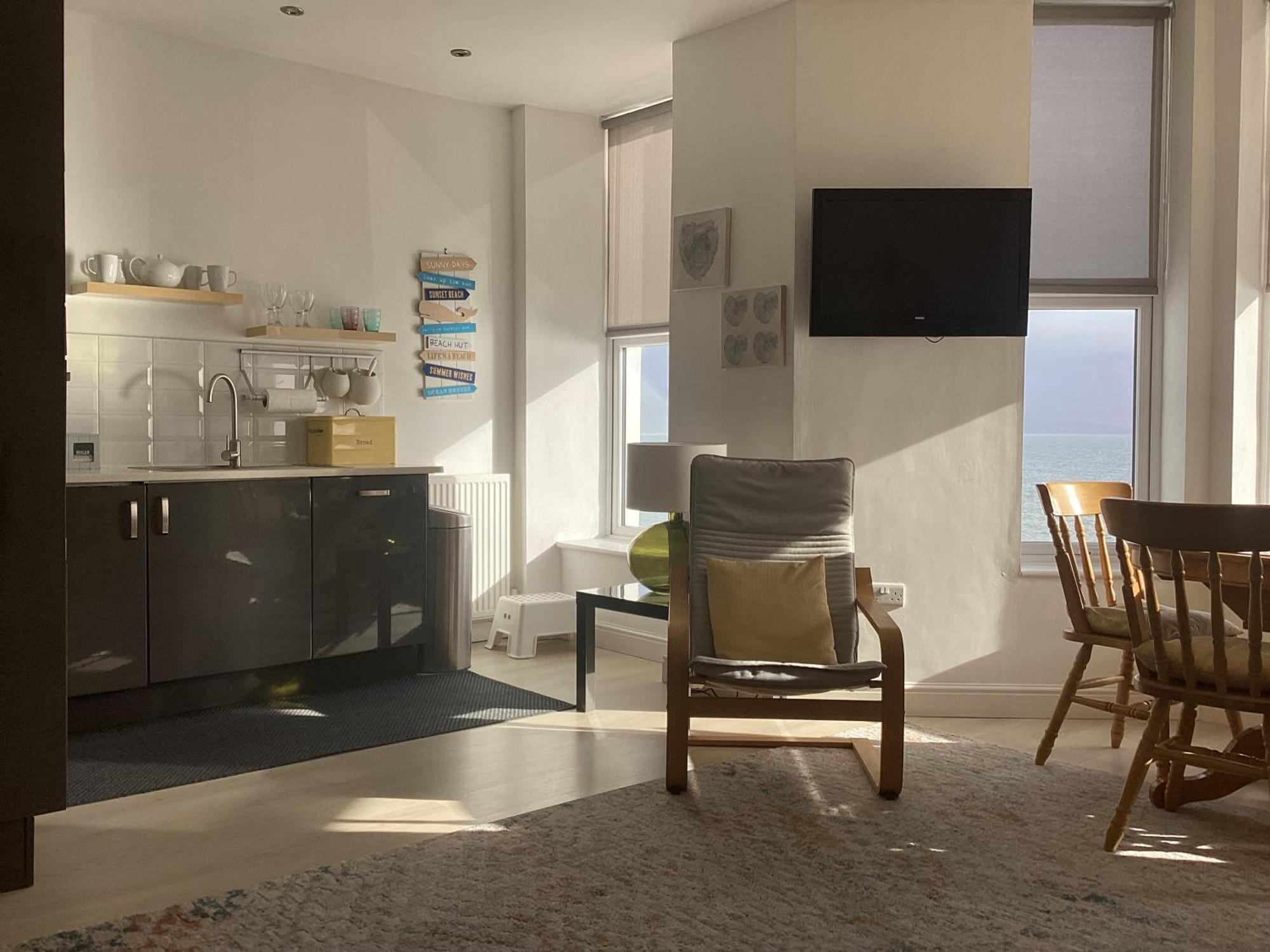 Marine Terrace Apartments Criccieth Eksteriør bilde