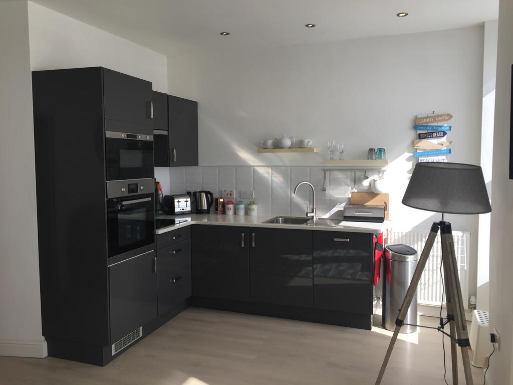 Marine Terrace Apartments Criccieth Eksteriør bilde